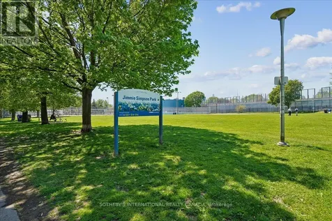 257 Booth Avenue Toronto (south Riverdale) ON M4M 2M7