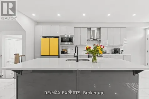 1437 Kerrydale Avenue Pickering ON L1X 0M9