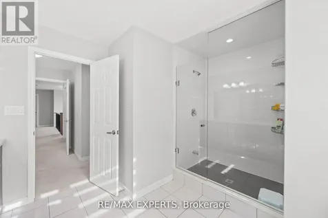 1437 Kerrydale Avenue Pickering ON L1X 0M9