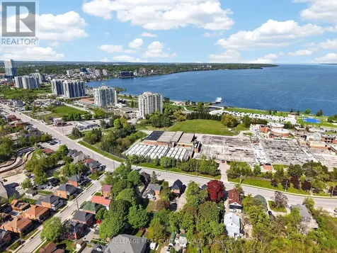 202 Bradford Street Barrie (lakeshore) ON L4N 3B6