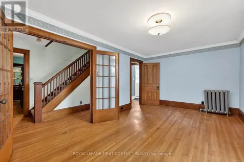 202 Bradford Street Barrie (lakeshore) ON L4N 3B6