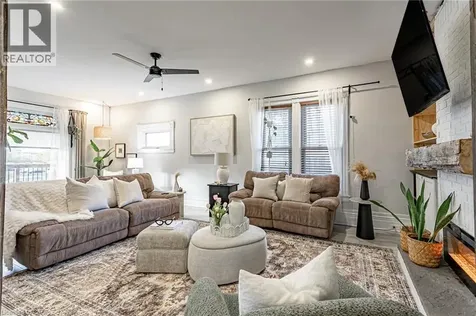 31 Ann Street Ingersoll ON N5C 2E9