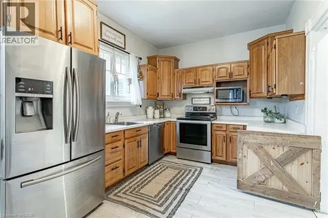 31 Ann Street Ingersoll ON N5C 2E9