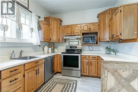31 Ann Street Ingersoll ON N5C 2E9