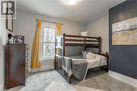31 Ann Street Ingersoll ON N5C 2E9