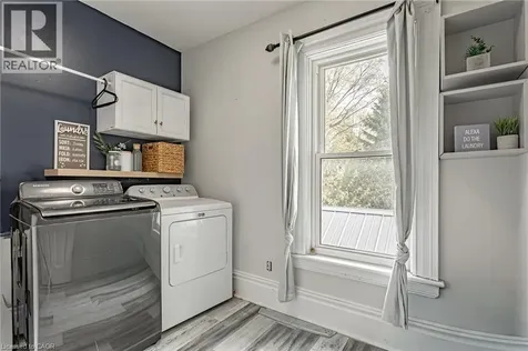31 Ann Street Ingersoll ON N5C 2E9