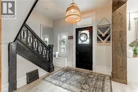 31 Ann Street Ingersoll ON N5C 2E9