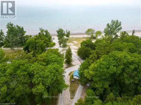 42 5th Lane Wasaga Beach ON L9Z 2E9