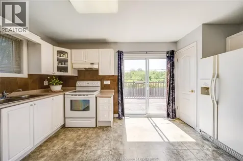 185 Elm Avenue Windsor ON N9A 5G9