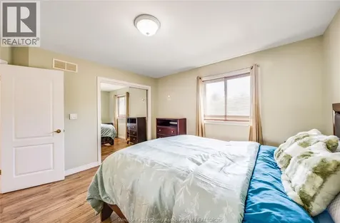 185 Elm Avenue Windsor ON N9A 5G9