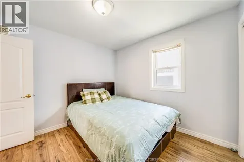 185 Elm Avenue Windsor ON N9A 5G9