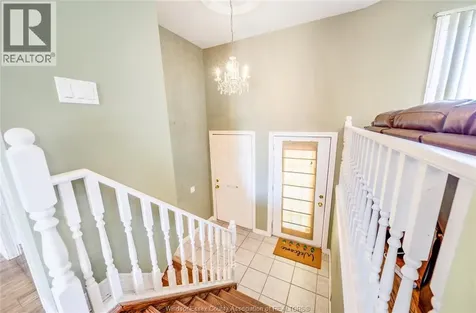 185 Elm Avenue Windsor ON N9A 5G9
