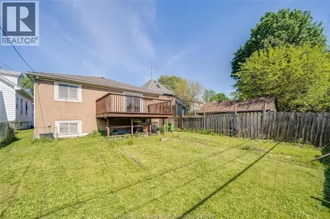 185 Elm Avenue Windsor ON N9A 5G9