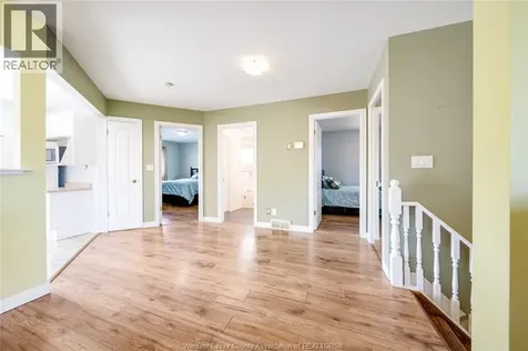 185 Elm Avenue Windsor ON N9A 5G9