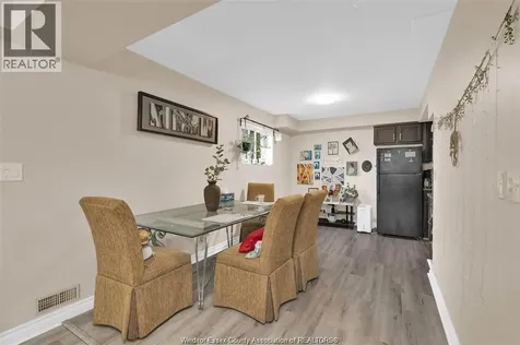 4851 Matchett Windsor ON N9C 2A7