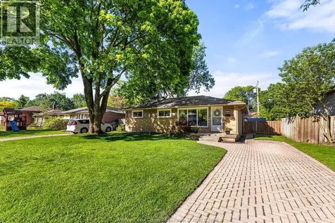 3662 Askin Avenue Windsor ON N9E 3J9