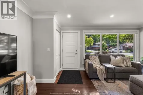 3662 Askin Avenue Windsor ON N9E 3J9