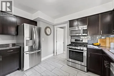 1531 Labadie Windsor ON N8Y 4H3