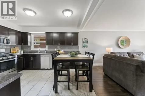 1531 Labadie Windsor ON N8Y 4H3