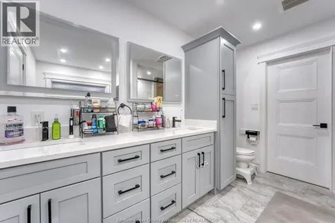 37 Augusta Drive Leamington ON N8H 0C7