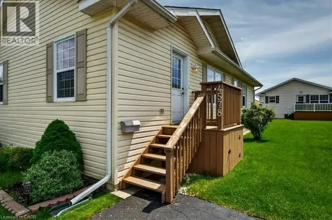 4578 Susanna Lane Lincoln ON L3J 0W1