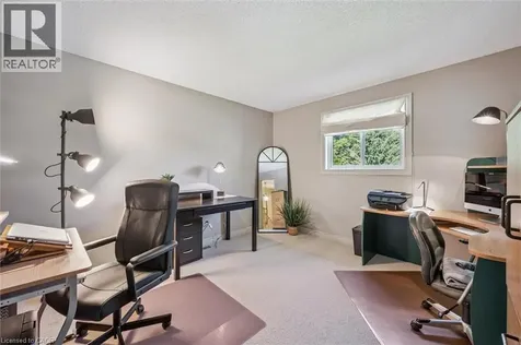 40 Beasley Crescent Cambridge ON N1T 1K1