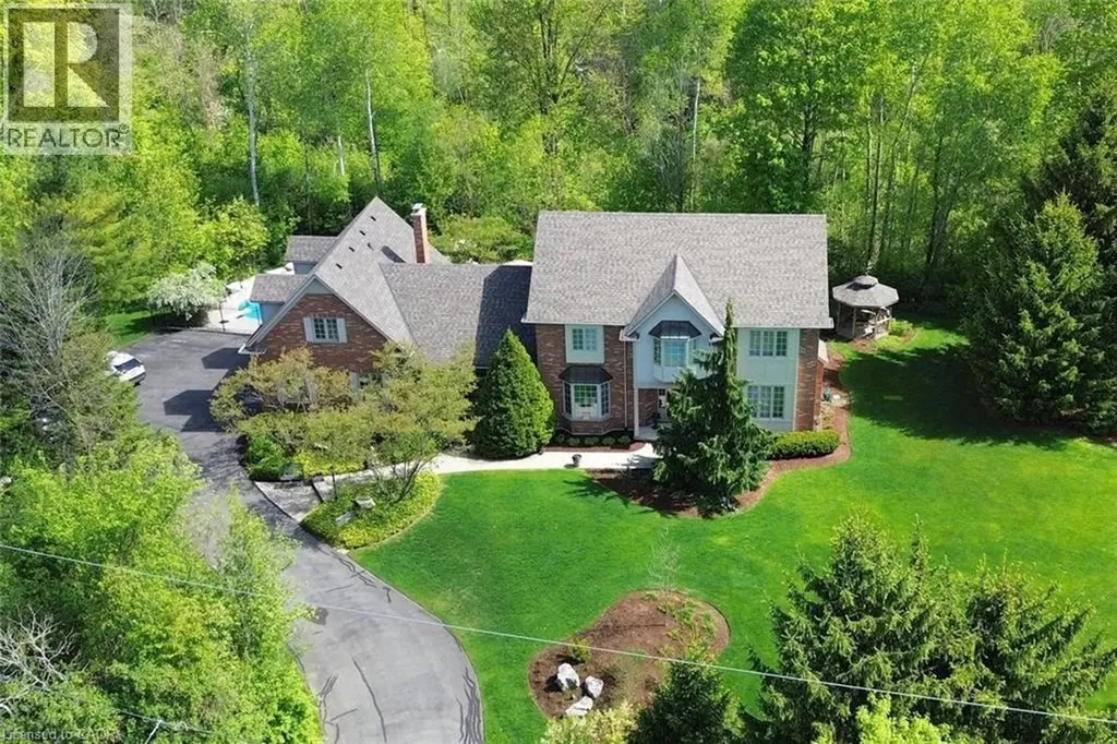 712 Robson Road Waterdown ON L8B 1H1