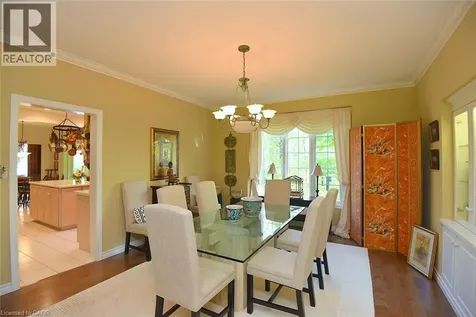 712 Robson Road Waterdown ON L8B 1H1