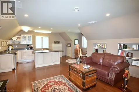 712 Robson Road Waterdown ON L8B 1H1