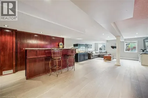 44 Mcnichol Drive Cambridge ON N1P 1C9