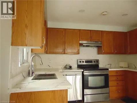 90 Bridlewreath Street Kitchener ON N2E 3V6