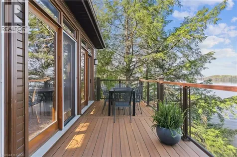 4209 Muskoka Road 117 Lake Of Bays ON P0B 1A0