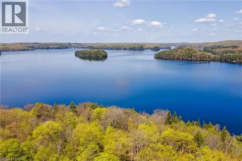 4209 Muskoka Road 117 Lake Of Bays ON P0B 1A0