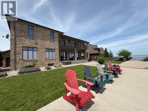 236 Shoreview Circle Windsor ON N8P 1M7