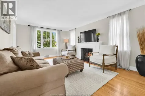 2005 Amiens Avenue Windsor ON N8W 1T3