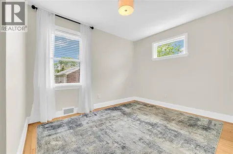 2005 Amiens Avenue Windsor ON N8W 1T3