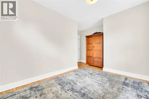 2005 Amiens Avenue Windsor ON N8W 1T3