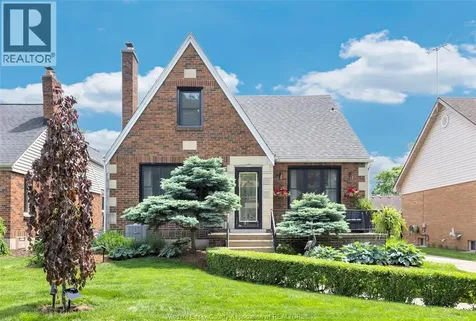 2005 Amiens Avenue Windsor ON N8W 1T3