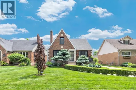 2005 Amiens Avenue Windsor ON N8W 1T3