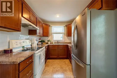 270 Isabelle Place Windsor ON N8S 3A6