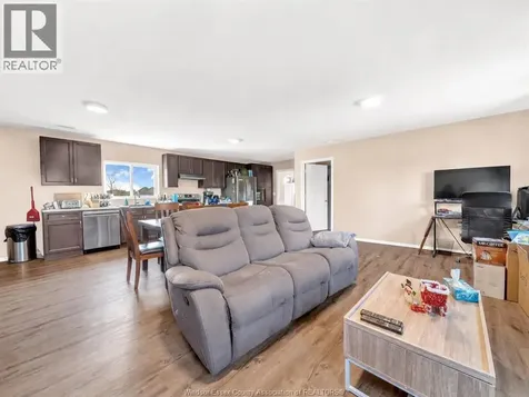 1282 Stuart Boulevard Lasalle ON N9J 1Y4