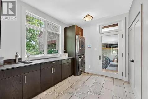 18 Mount Haven Crescent East Luther Grand Valley ON L9W 5Y9