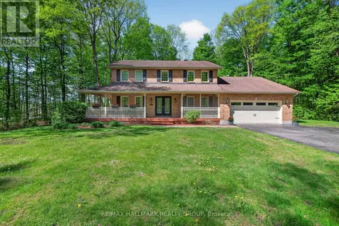 1372 Jules Leger Drive Ottawa ON K4C 1E2