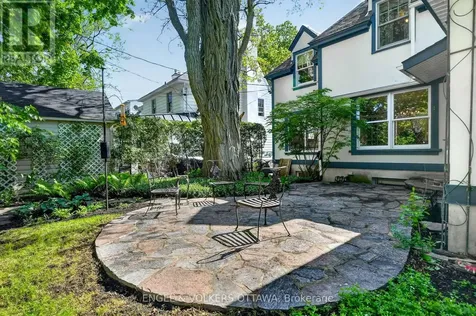 503 Piccadilly Avenue Ottawa ON K1Y 0H7