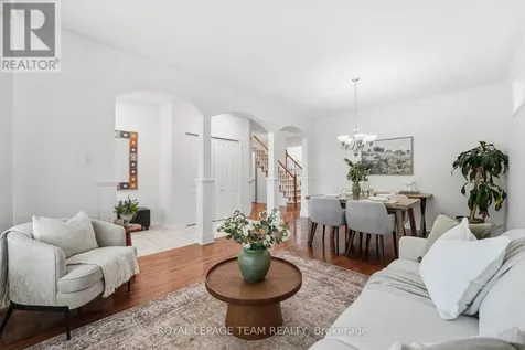 110 West Ridge Drive Ottawa ON K2S 2H1