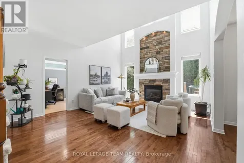 110 West Ridge Drive Ottawa ON K2S 2H1