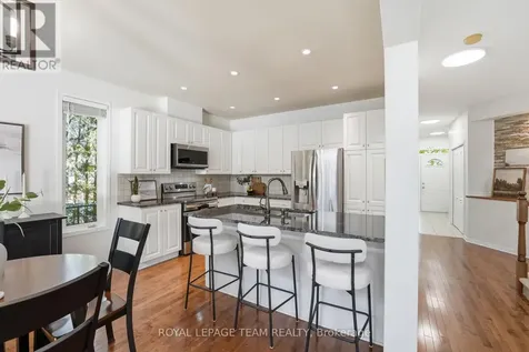 110 West Ridge Drive Ottawa ON K2S 2H1
