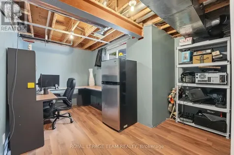 110 West Ridge Drive Ottawa ON K2S 2H1