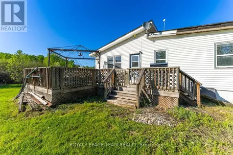663 Beavertail Road Ottawa ON K0A 1L0