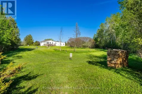 663 Beavertail Road Ottawa ON K0A 1L0